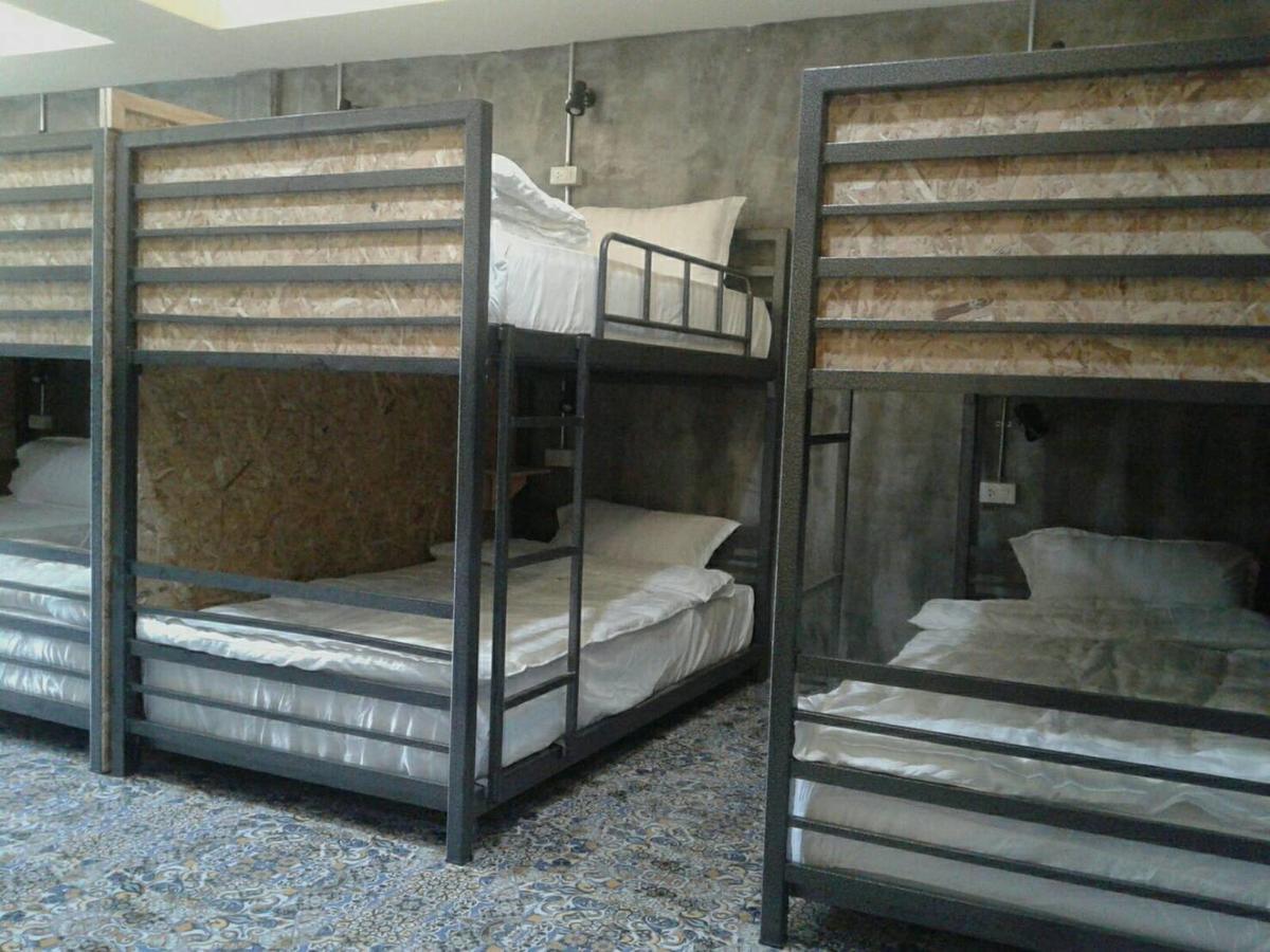 King Kong Hostel At Krabi Exterior photo